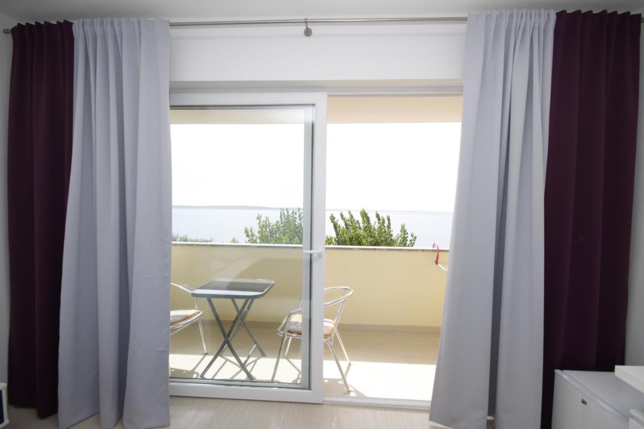 Pension Villa Rosa ريتنا المظهر الخارجي الصورة